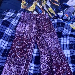 Size small loose wavy floral pants with tie up front